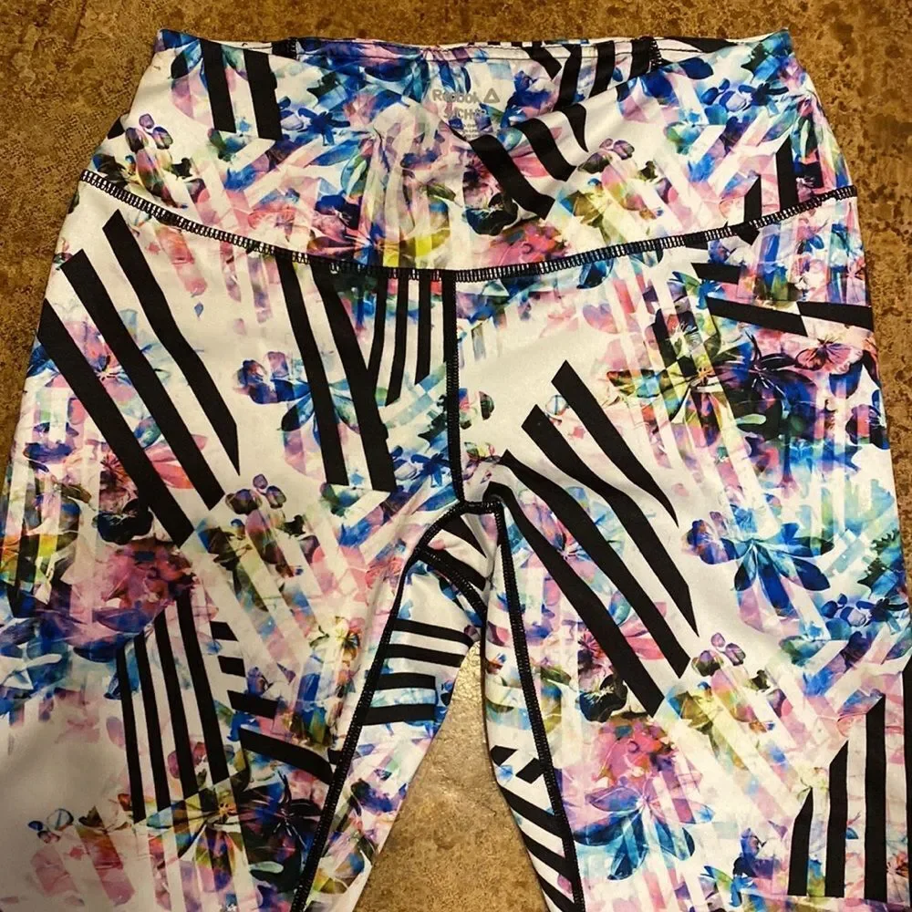 REEBOK high waist floral and stripes Capri‎ workout running leggings
